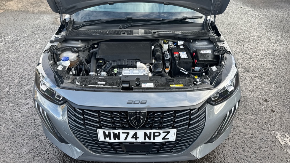 Peugeot 208 1.2 PureTech 100 Allure 5dr Petrol Hatchback - Image 8
