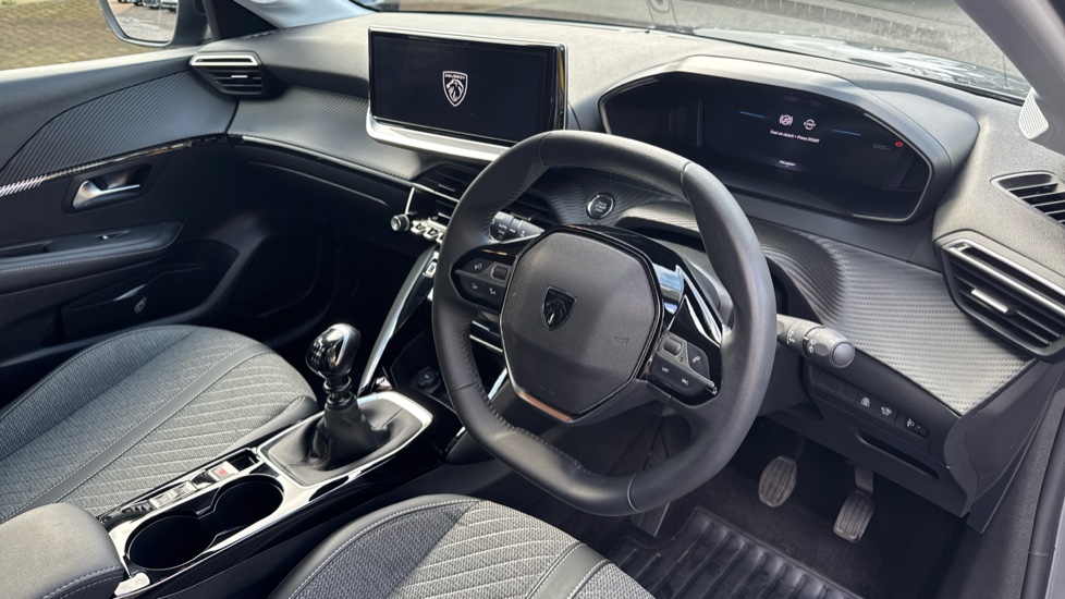 Peugeot 208 1.2 PureTech 100 Allure 5dr Petrol Hatchback - Image 11