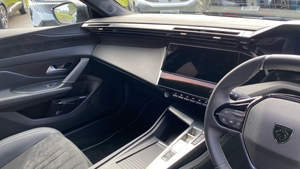 Peugeot 408 1.2 PureTech GT 5dr EAT8 Petrol Hatchback - Image 14