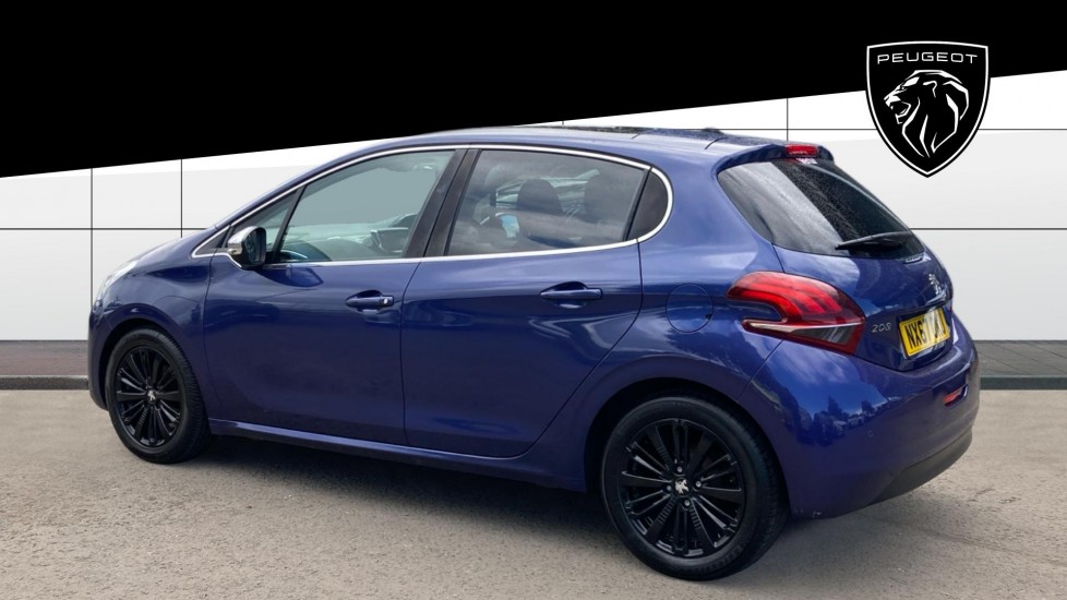 Peugeot 208 1.2 PureTech Allure Premium 5dr Petrol Hatchback - Image 2