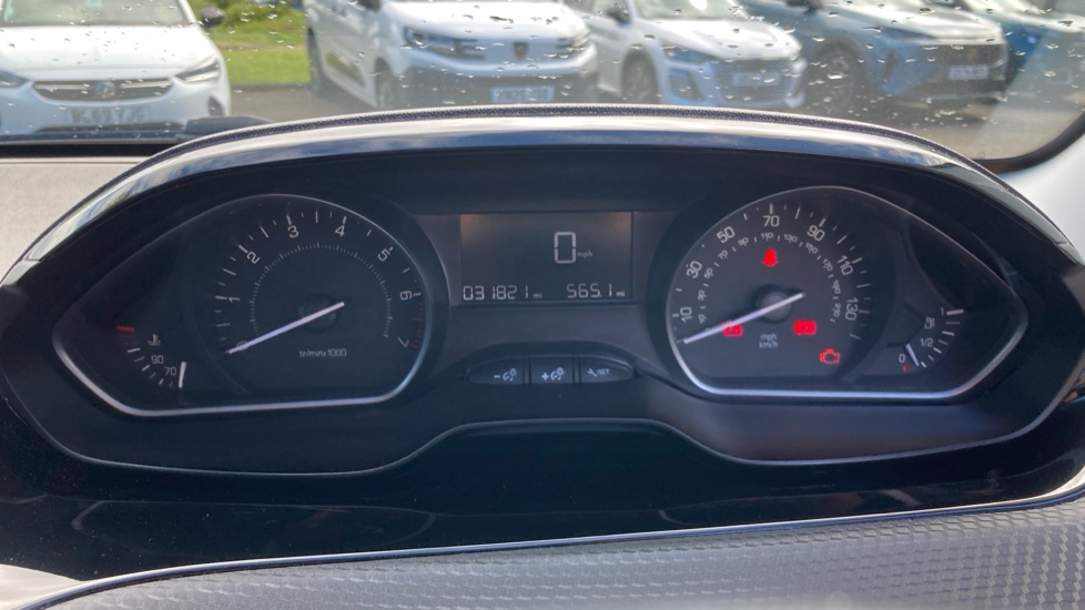 Peugeot 208 1.2 PureTech Allure Premium 5dr Petrol Hatchback - Image 18