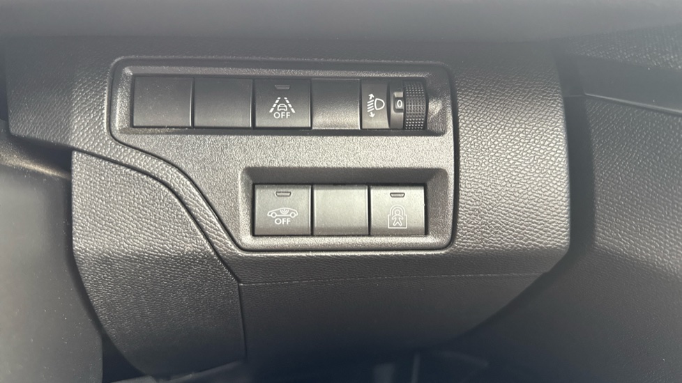 Peugeot 5008 1.5 BlueHDi Allure Premium+ 5dr EAT8 Diesel Estate - Image 22