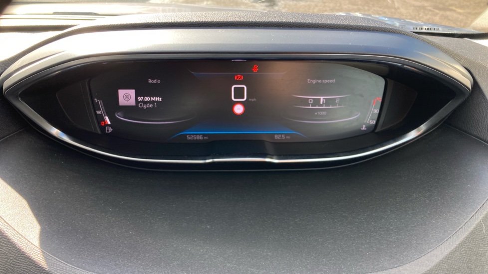 Peugeot 3008 1.5 BlueHDi Allure Premium 5dr Diesel Estate - Image 31