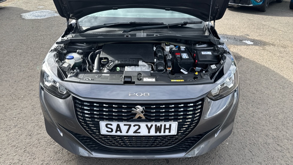 Peugeot 208 1.2 PureTech 100 Allure Premium + 5dr Petrol Hatchback - Image 8