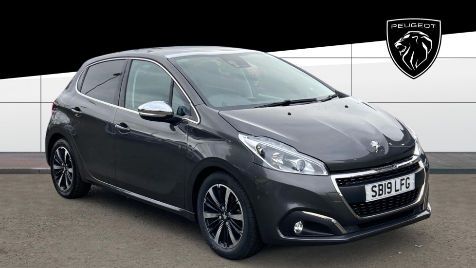 Peugeot 208 1.2 PureTech 82 Tech Edition 5dr [Start Stop] Petrol Hatchback - Image 1
