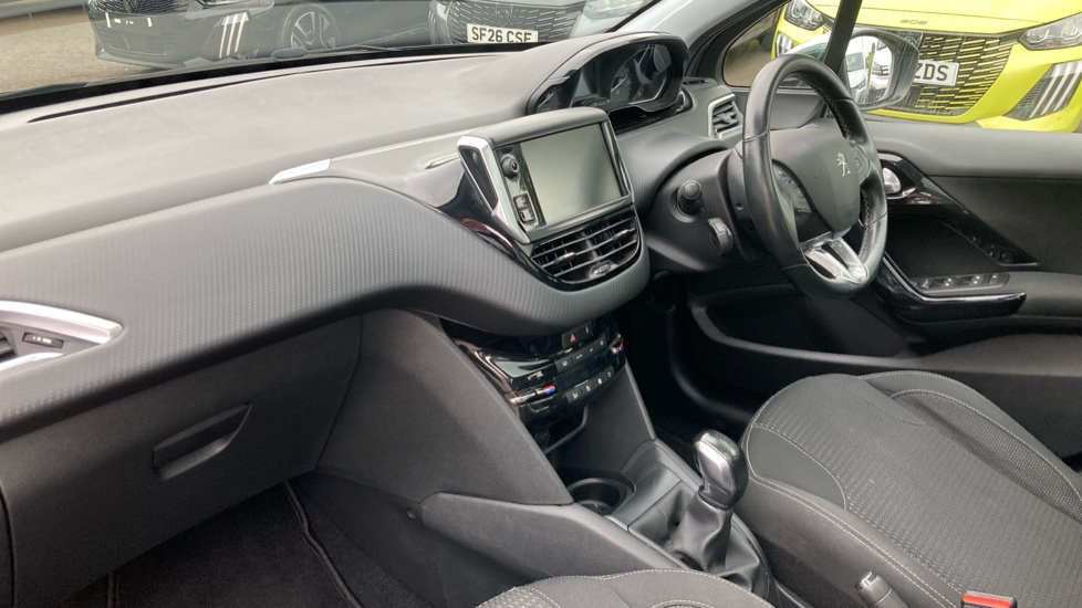 Peugeot 208 1.2 PureTech 82 Tech Edition 5dr [Start Stop] Petrol Hatchback - Image 9