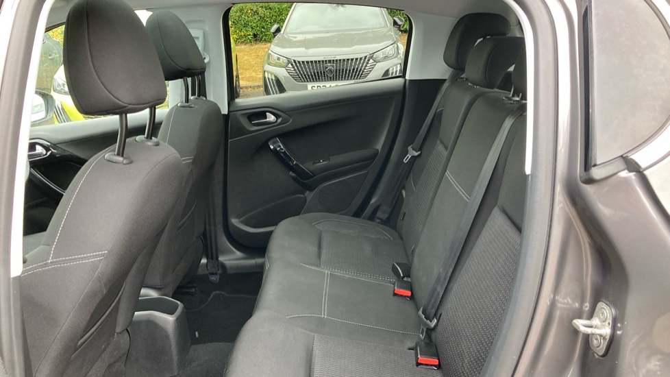 Peugeot 208 1.2 PureTech 82 Tech Edition 5dr [Start Stop] Petrol Hatchback - Image 16
