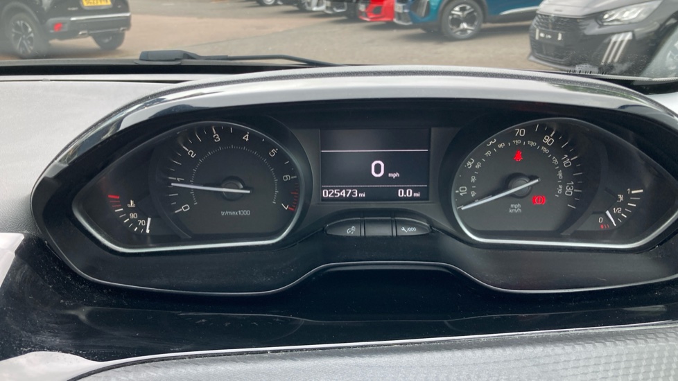 Peugeot 208 1.2 PureTech 82 Tech Edition 5dr [Start Stop] Petrol Hatchback - Image 18