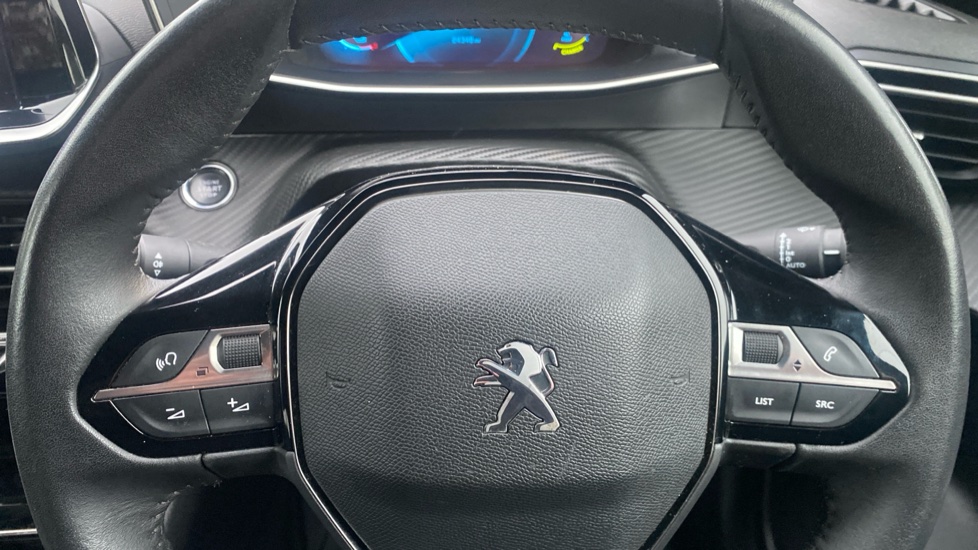 Peugeot 2008 100kW Allure Premium+ 50kWh 5dr Auto Electric Estate - Image 22