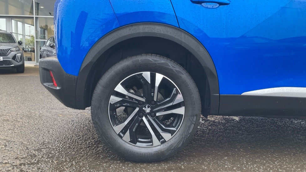 Peugeot 2008 1.2 PureTech Allure Premium+ 5dr Petrol Estate - Image 7