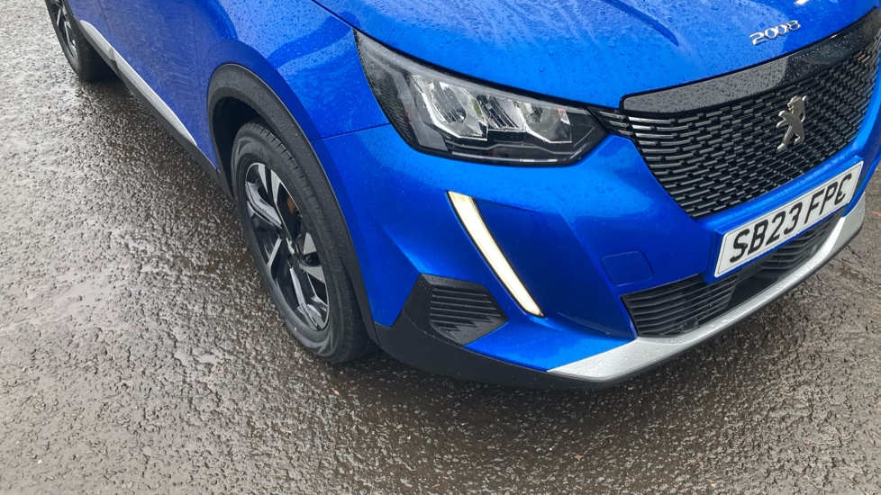 Peugeot 2008 1.2 PureTech Allure Premium+ 5dr Petrol Estate - Image 38