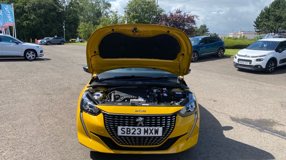 Peugeot 208 1.2 PureTech 100 Allure Premium + 5dr Petrol Hatchback - Image 8