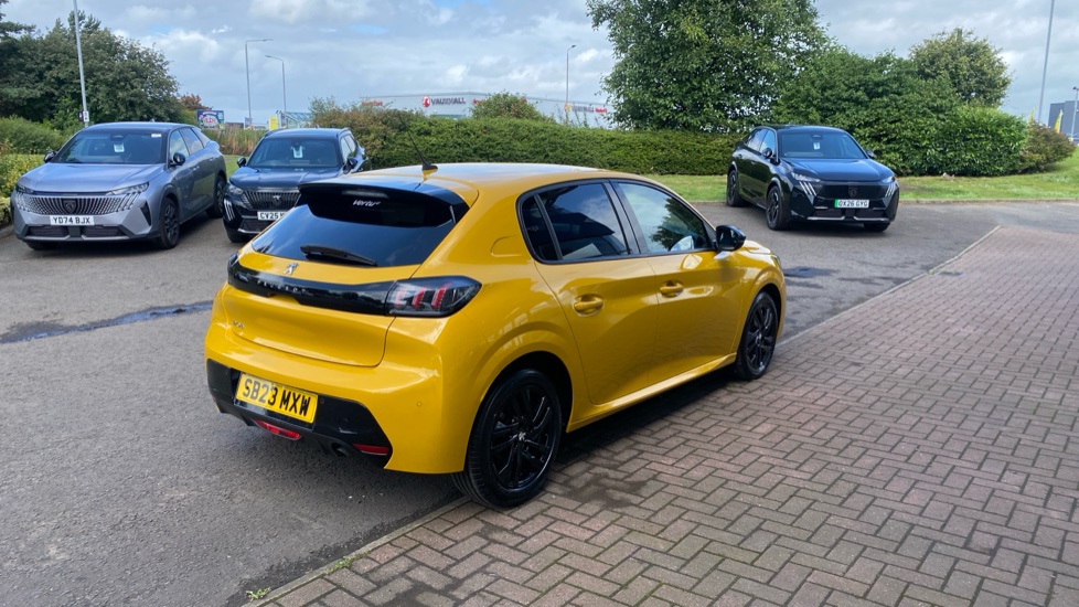 Peugeot 208 1.2 PureTech 100 Allure Premium + 5dr Petrol Hatchback - Image 21