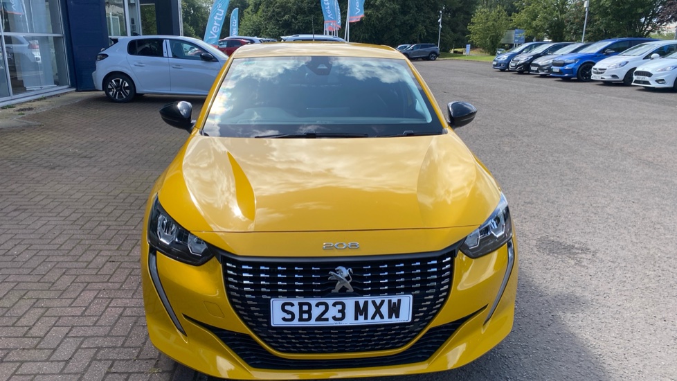 Peugeot 208 1.2 PureTech 100 Allure Premium + 5dr Petrol Hatchback - Image 23