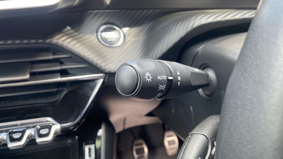 Peugeot 208 1.2 PureTech 100 Allure Premium + 5dr Petrol Hatchback - Image 38