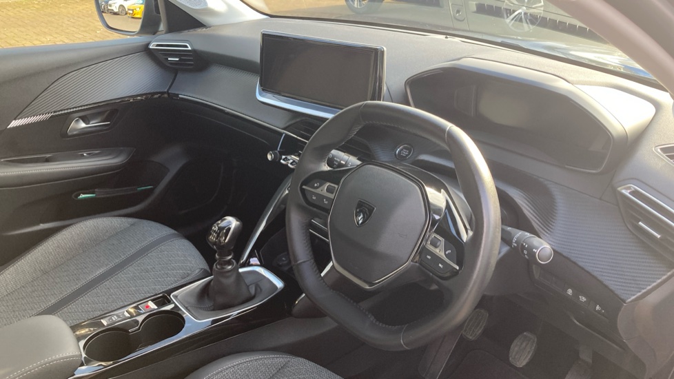 Peugeot 208 1.2 PureTech 100 Allure 5dr Petrol Hatchback - Image 11