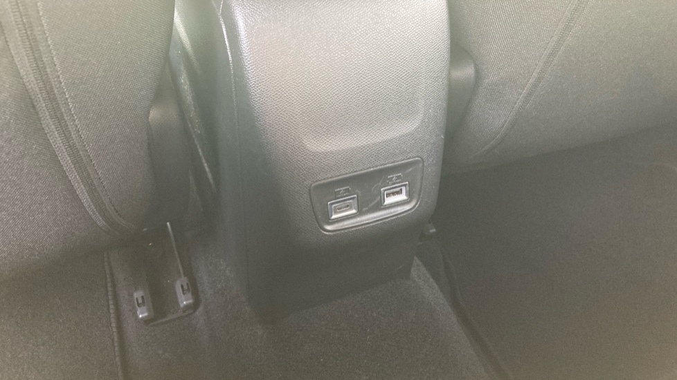 Peugeot 208 1.2 PureTech 100 Allure 5dr Petrol Hatchback - Image 41
