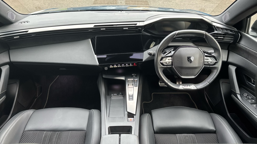 Peugeot 408 1.6 Hybrid 225 First Edition 5dr e-EAT8 Hatchback - Image 10