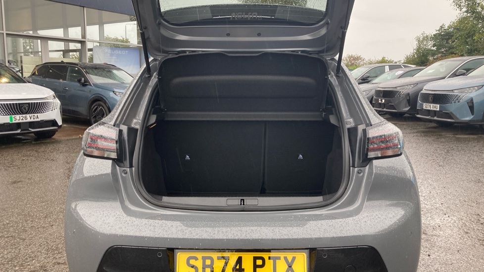 Peugeot 208 1.2 PureTech 100 Allure 5dr Petrol Hatchback - Image 4