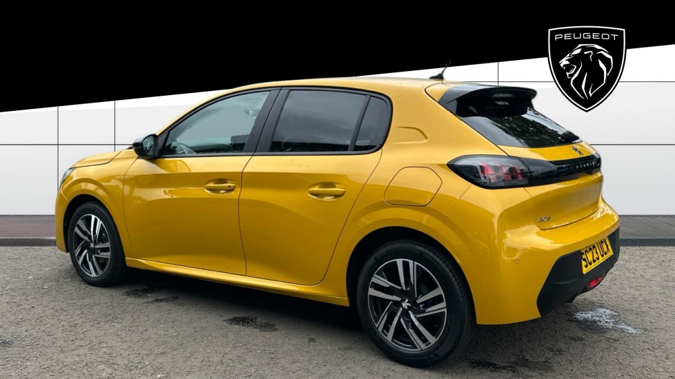 Peugeot 208 1.2 PureTech Active Premium + 5dr Petrol Hatchback - Image 2