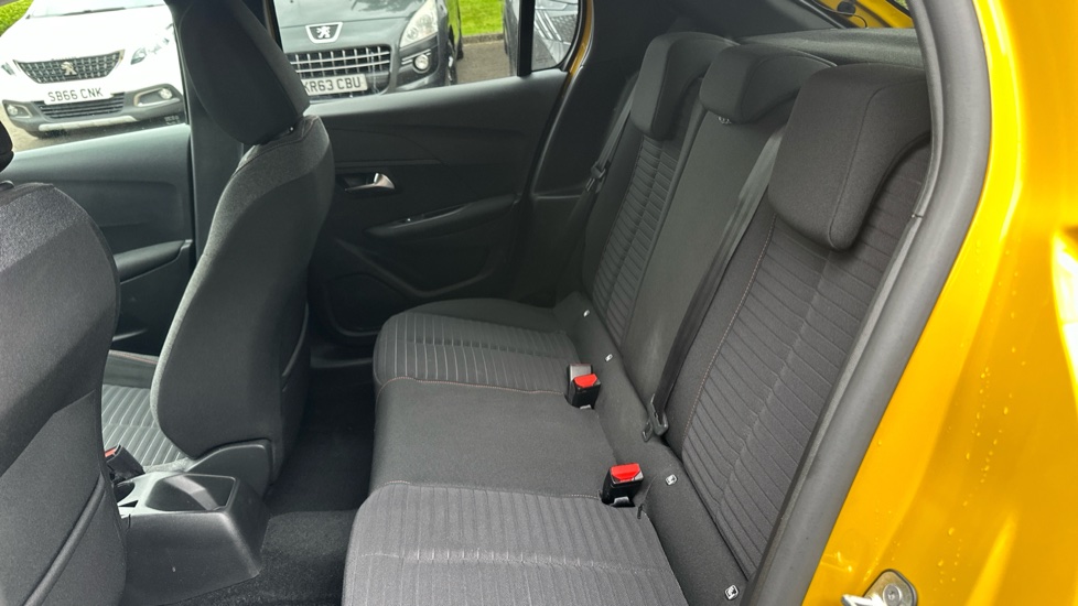 Peugeot 208 1.2 PureTech Active Premium + 5dr Petrol Hatchback - Image 16