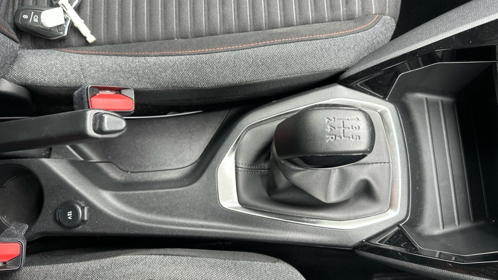 Peugeot 208 1.2 PureTech Active Premium + 5dr Petrol Hatchback - Image 42