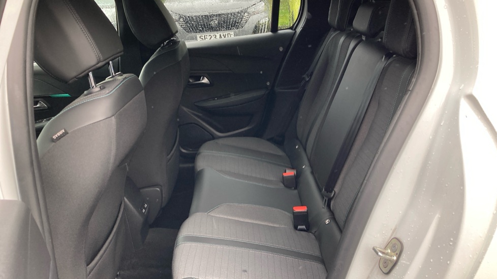 Peugeot 208 1.2 PureTech 100 Allure Premium + 5dr Petrol Hatchback - Image 16
