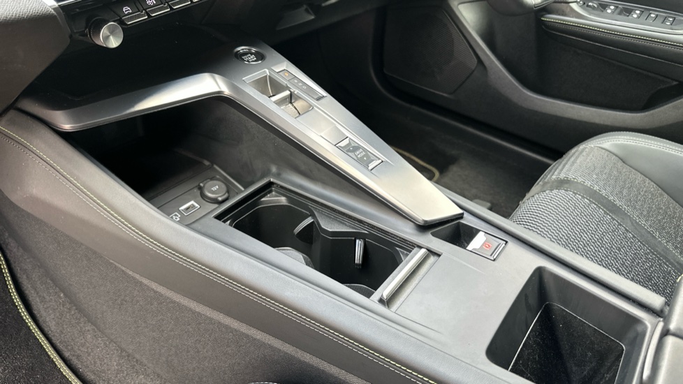 Peugeot 408 158kW GT 58kWh 5dr Auto Electric Hatchback - Image 13