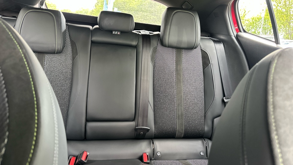 Peugeot 408 158kW GT 58kWh 5dr Auto Electric Hatchback - Image 15