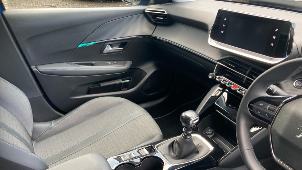 Peugeot 208 1.2 PureTech 100 Allure Premium + 5dr Petrol Hatchback - Image 14