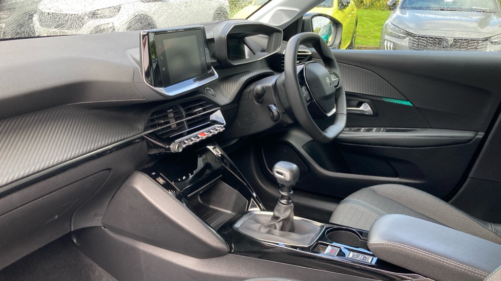 Peugeot 208 1.2 PureTech 100 Allure Premium + 5dr Petrol Hatchback - Image 9