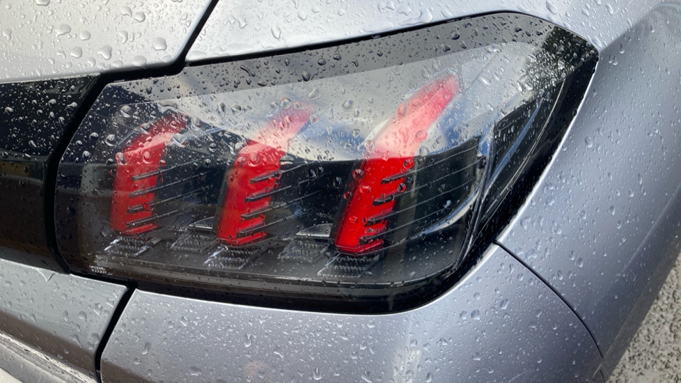 Peugeot 208 1.2 PureTech 100 Allure Premium + 5dr Petrol Hatchback - Image 23