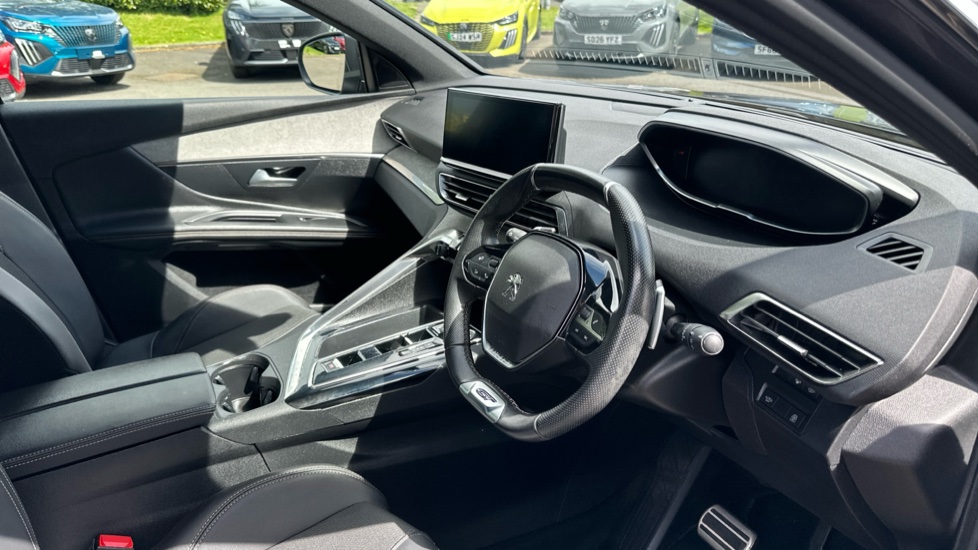 Peugeot 3008 1.2 PureTech GT 5dr EAT8 Petrol Estate - Image 11