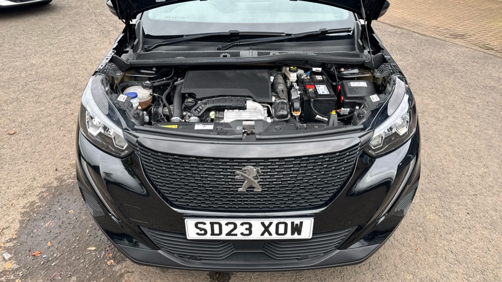 Peugeot 2008 1.2 PureTech Active Premium+ 5dr Petrol Estate - Image 8