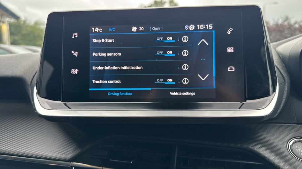Peugeot 2008 1.2 PureTech Active Premium+ 5dr Petrol Estate - Image 32