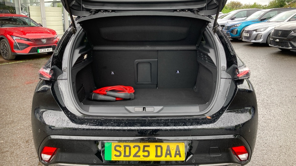 Peugeot 308 115kW GT 54kWh 5dr Auto Electric Hatchback - Image 4