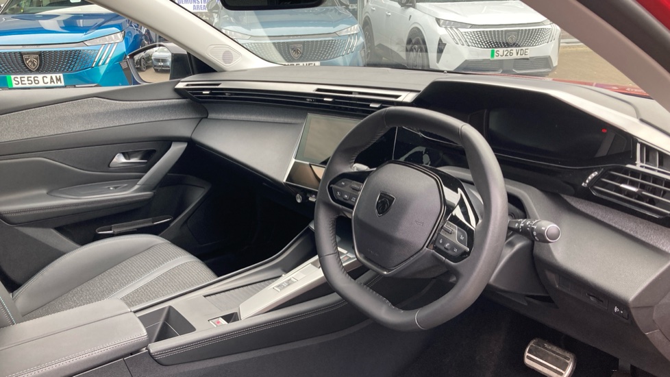 Peugeot 308 1.2 PureTech Allure Premium 5dr EAT8 Petrol Hatchback - Image 11