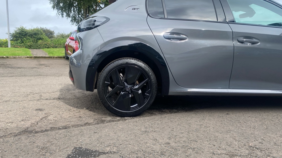 Peugeot 208 1.2 PureTech 100 GT 5dr Petrol Hatchback - Image 7