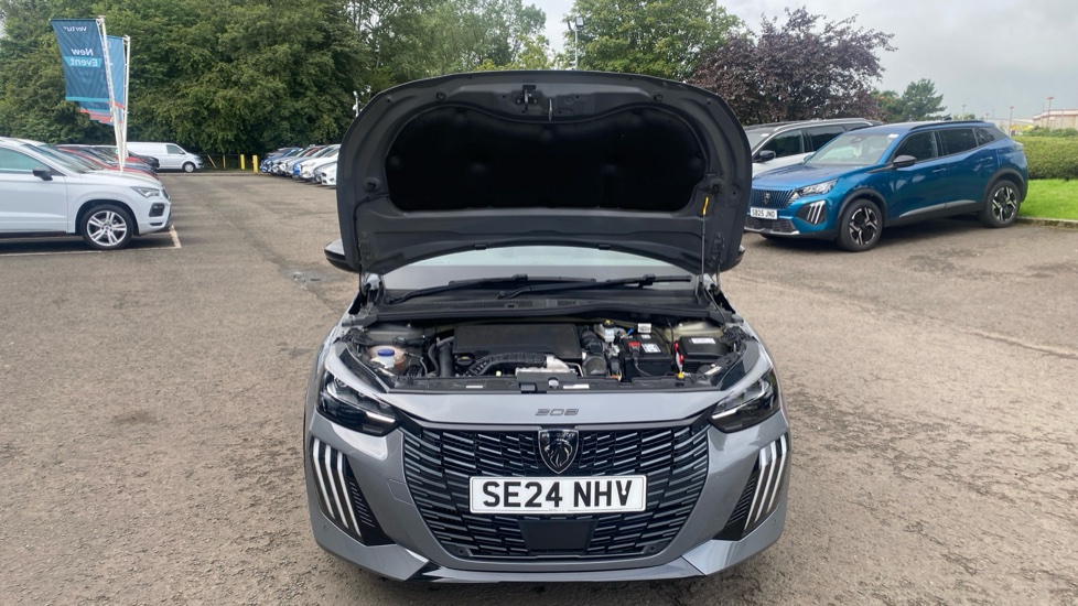 Peugeot 208 1.2 PureTech 100 GT 5dr Petrol Hatchback - Image 8