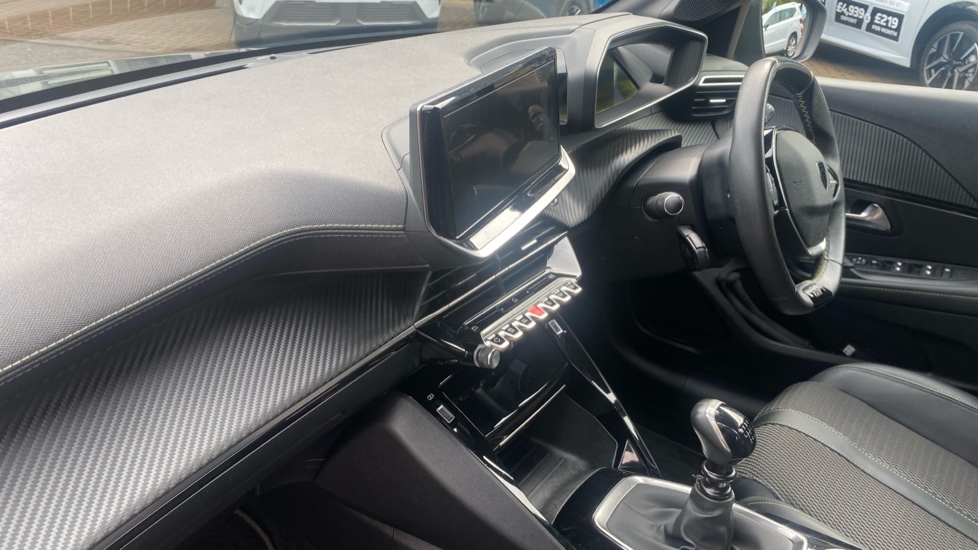 Peugeot 208 1.2 PureTech 100 GT 5dr Petrol Hatchback - Image 9