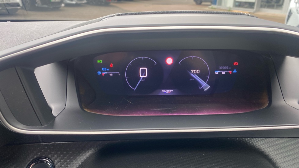 Peugeot 208 1.2 PureTech 100 GT 5dr Petrol Hatchback - Image 31