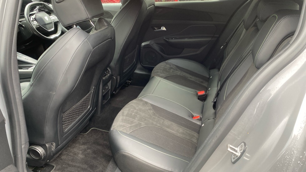 Peugeot 408 1.2 PureTech GT 5dr EAT8 Petrol Hatchback - Image 16