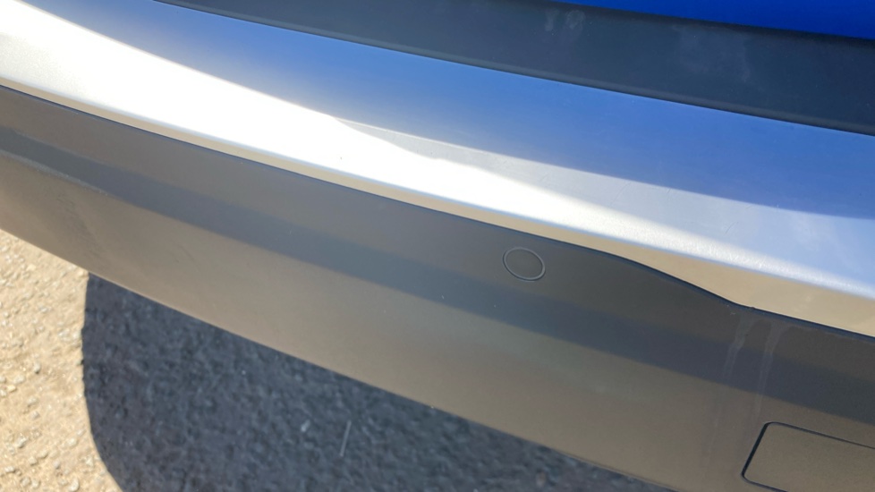 Peugeot 2008 1.2 PureTech Allure Premium 5dr Petrol Estate - Image 33
