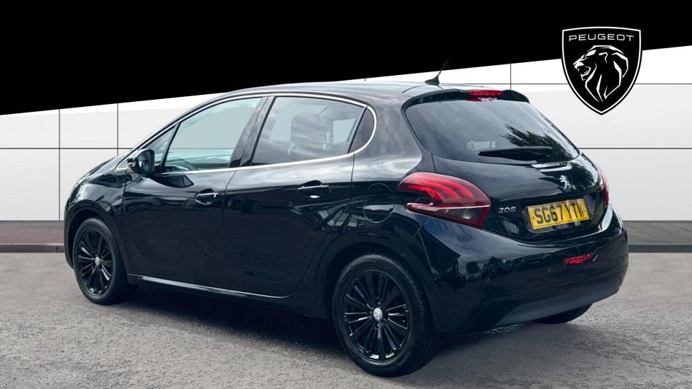 Peugeot 208 1.2 PureTech 82 Allure 5dr Petrol Hatchback - Image 2