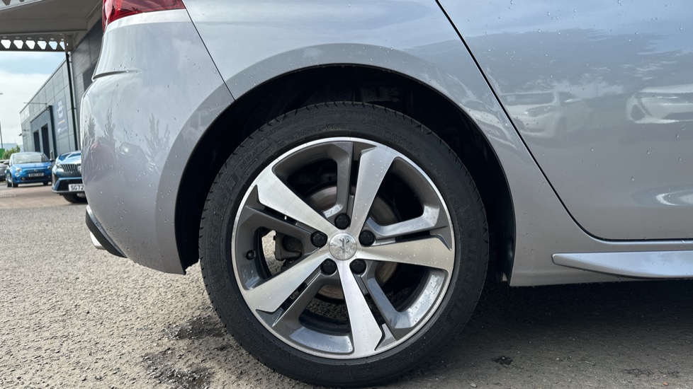 Peugeot 308 1.2 PureTech 130 GT Line 5dr Petrol Hatchback - Image 7
