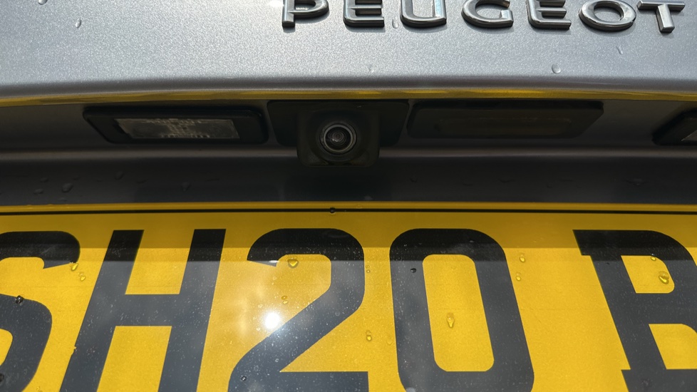 Peugeot 308 1.2 PureTech 130 GT Line 5dr Petrol Hatchback - Image 32