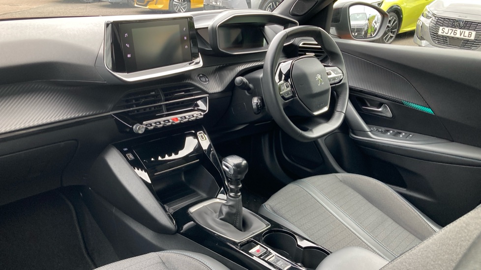 Peugeot 2008 1.2 PureTech Allure Premium+ 5dr Petrol Estate - Image 9