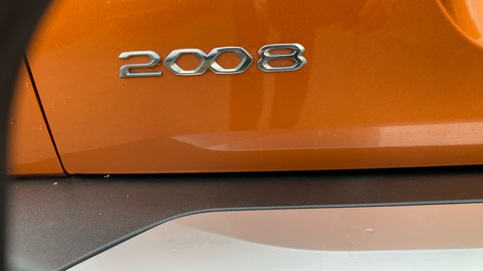 Peugeot 2008 1.2 PureTech Allure Premium+ 5dr Petrol Estate - Image 21