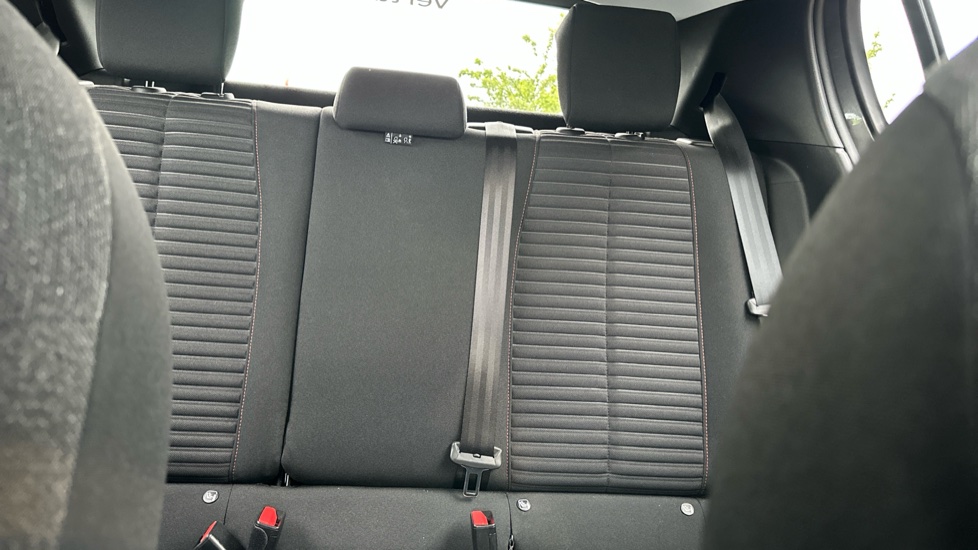 Peugeot 208 1.2 PureTech 100 Active Premium + 5dr Petrol Hatchback - Image 15