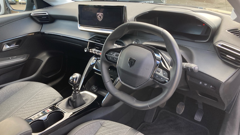 Peugeot 208 1.2 PureTech 100 Allure 5dr Petrol Hatchback - Image 11